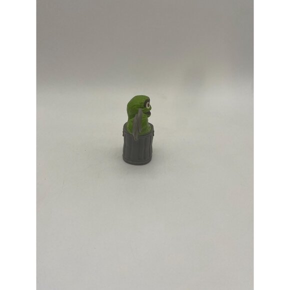 Vintage 80s Tara Toys Sesame Street Oscar the Grouch Figurine - Picture 5 of 9